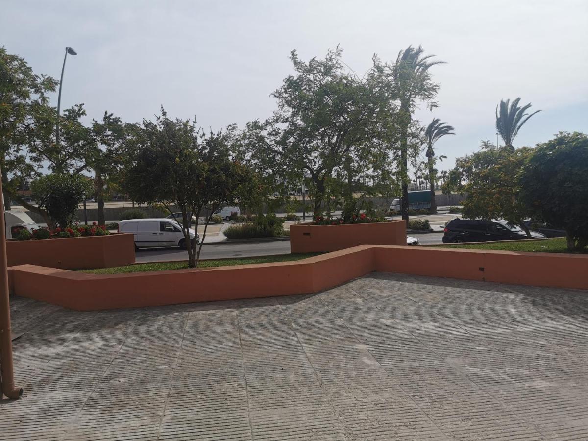 Apartamentos turísticos Sanlúcar Beach 4 y 5 Sanlúcar de Barrameda Exterior foto